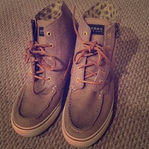 Sorry Top Sider High top shoes